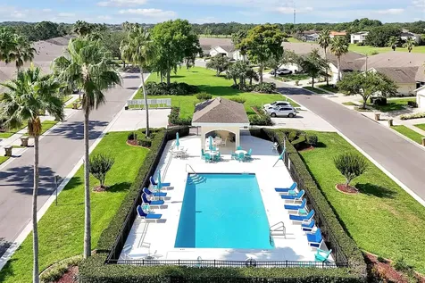 168 Club Villas Lane Kissimmee FL 34744