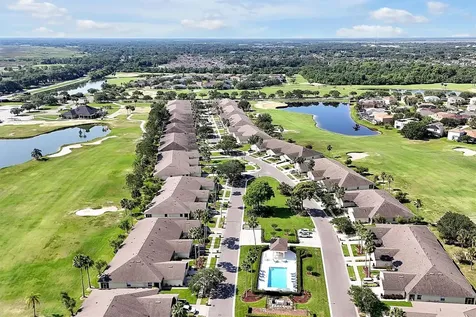 168 Club Villas Lane Kissimmee FL 34744
