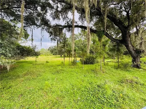 Detjens Dairy Road Venus FL 33960