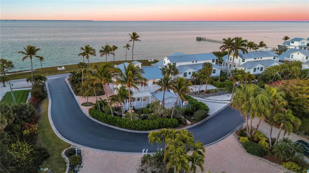 8241 Main Street Bokeelia FL 33922