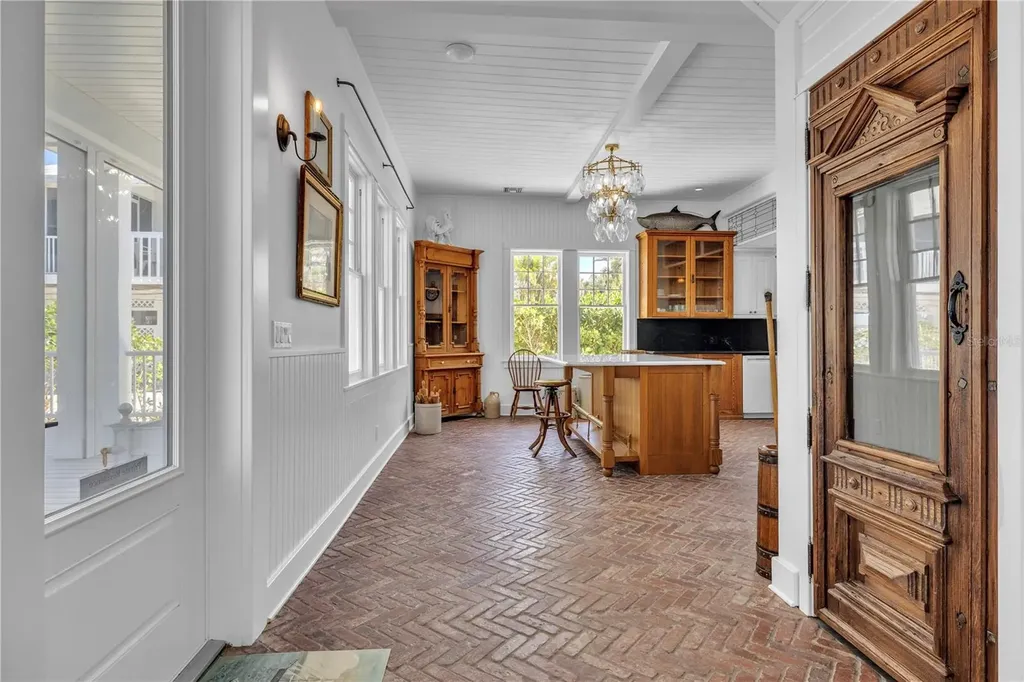 8241 Main Street Bokeelia FL 33922