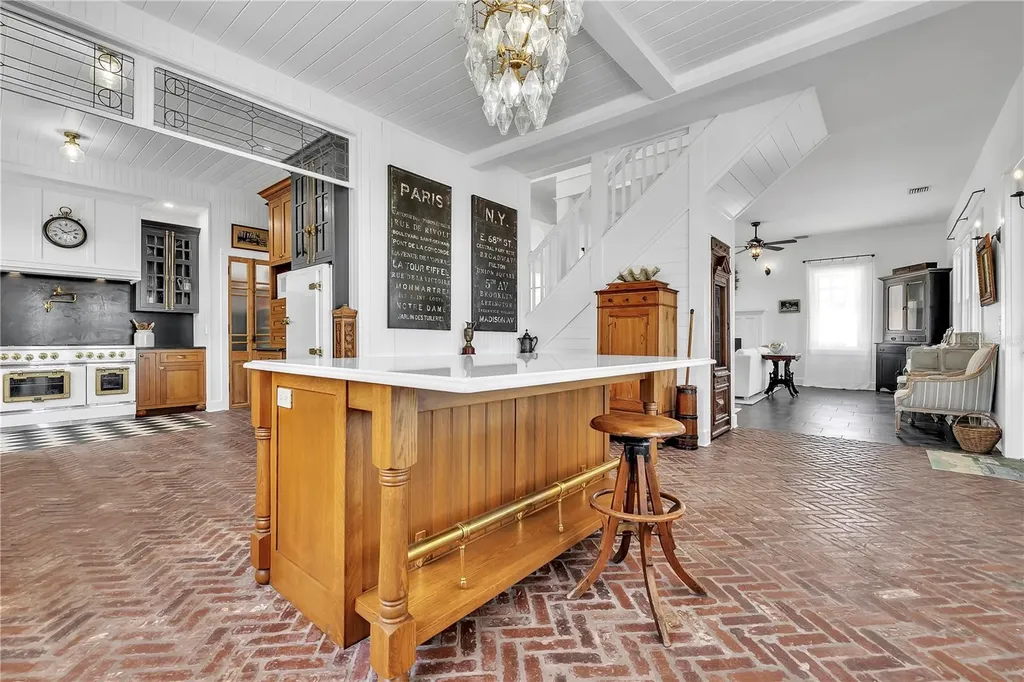 8241 Main Street Bokeelia FL 33922