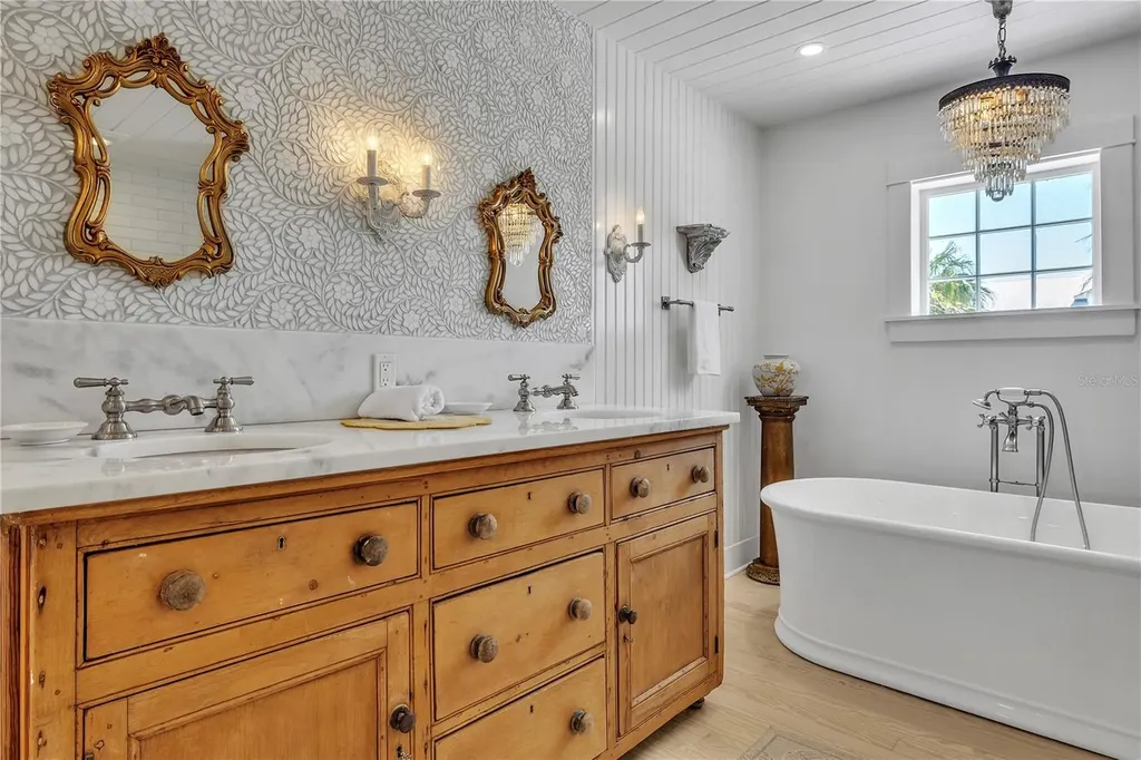 8241 Main Street Bokeelia FL 33922