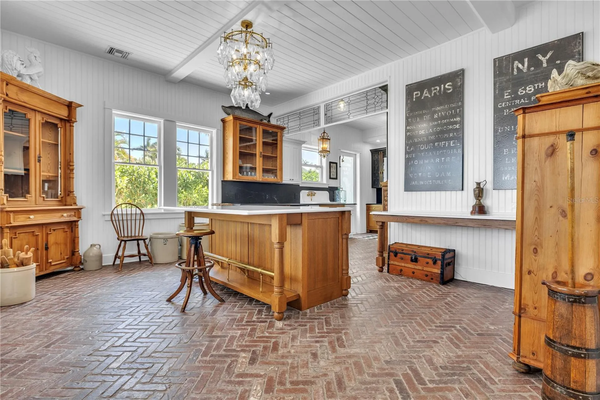 8241 Main Street Bokeelia FL 33922