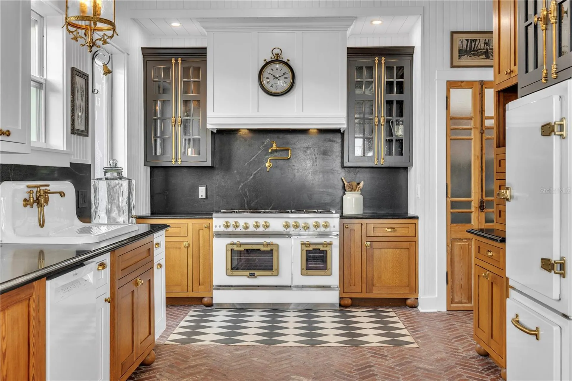 8241 Main Street Bokeelia FL 33922