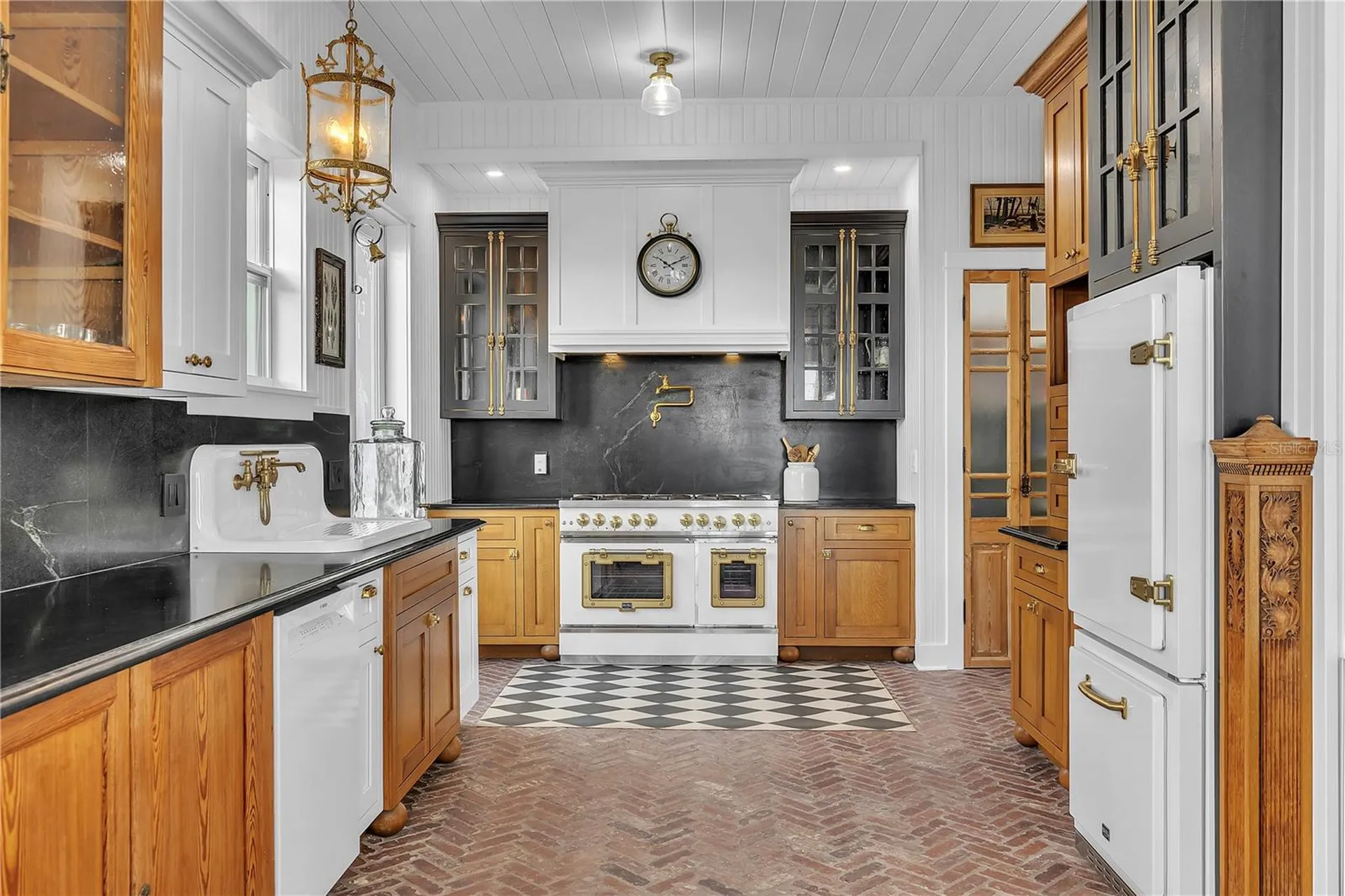 8241 Main Street Bokeelia FL 33922