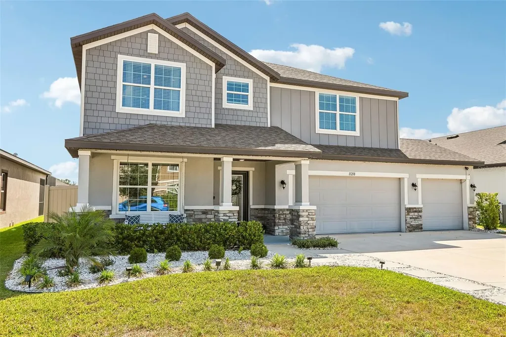 11218 June Briar Loop San Antonio FL 33576