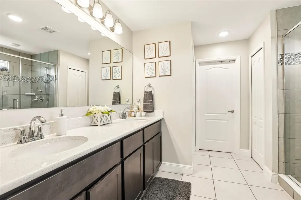 11218 June Briar Loop San Antonio FL 33576