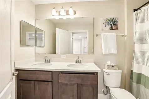 11218 June Briar Loop San Antonio FL 33576