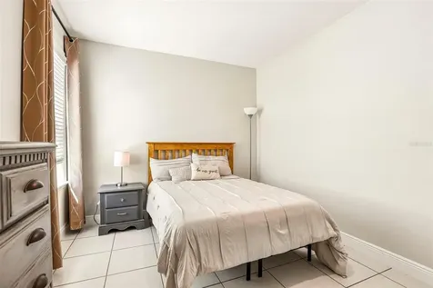 11218 June Briar Loop San Antonio FL 33576