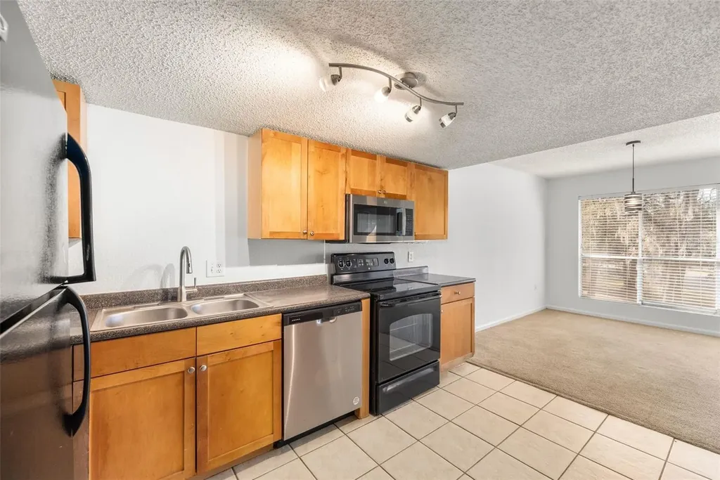 1810 NW 23 Boulevard Gainesville FL 32605
