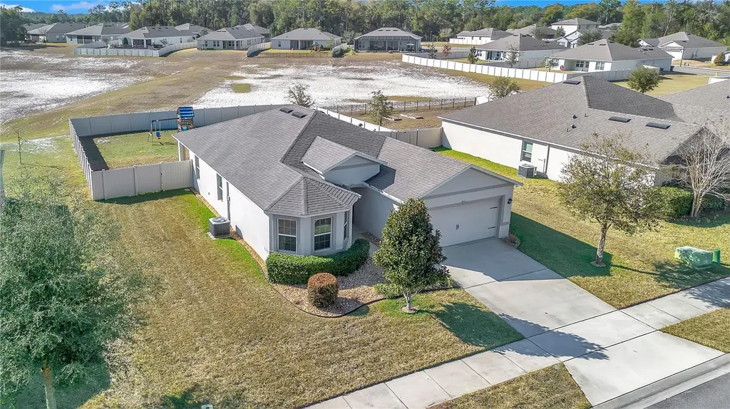 332 Nowell Loop Deland FL 32724