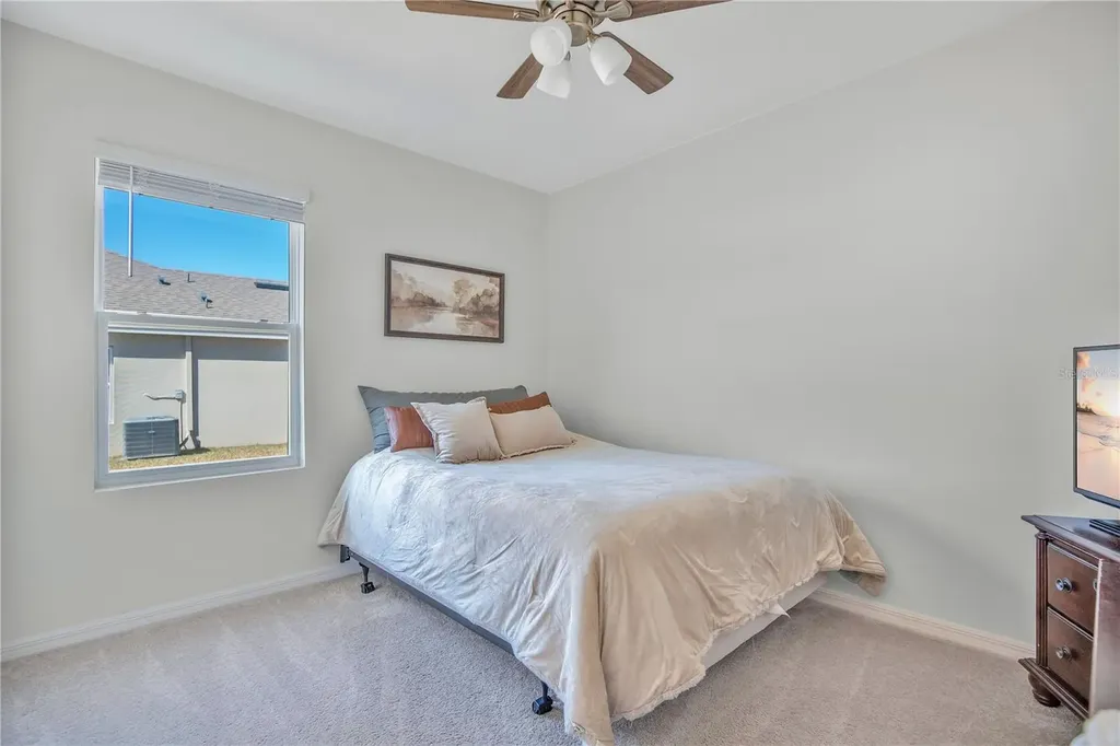 332 Nowell Loop Deland FL 32724