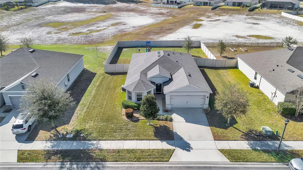 332 Nowell Loop Deland FL 32724