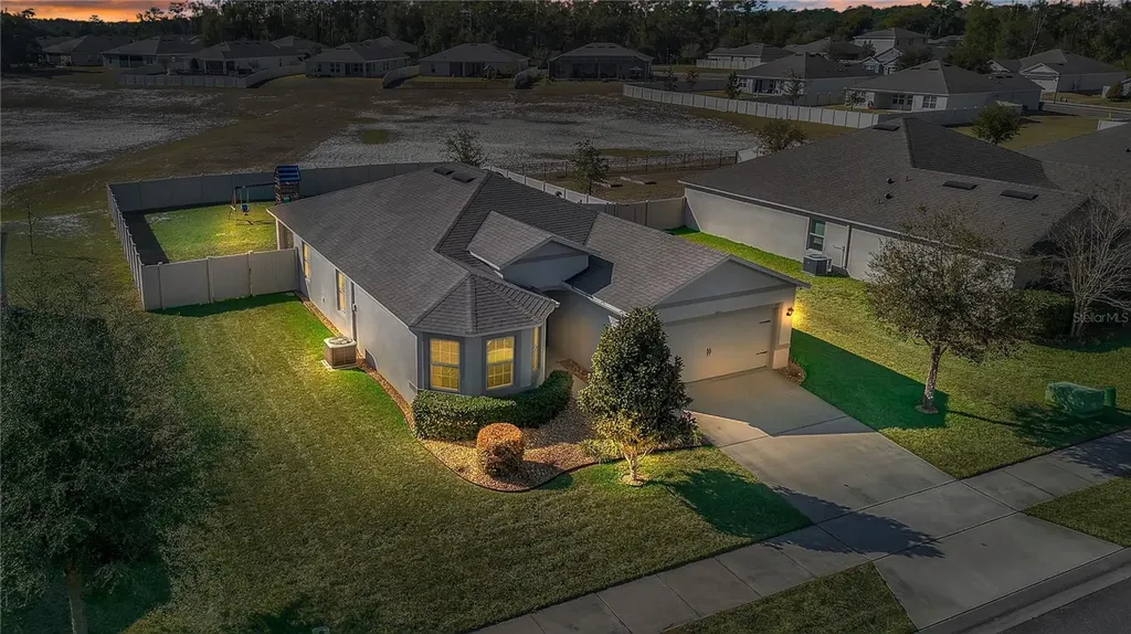 332 Nowell Loop Deland FL 32724