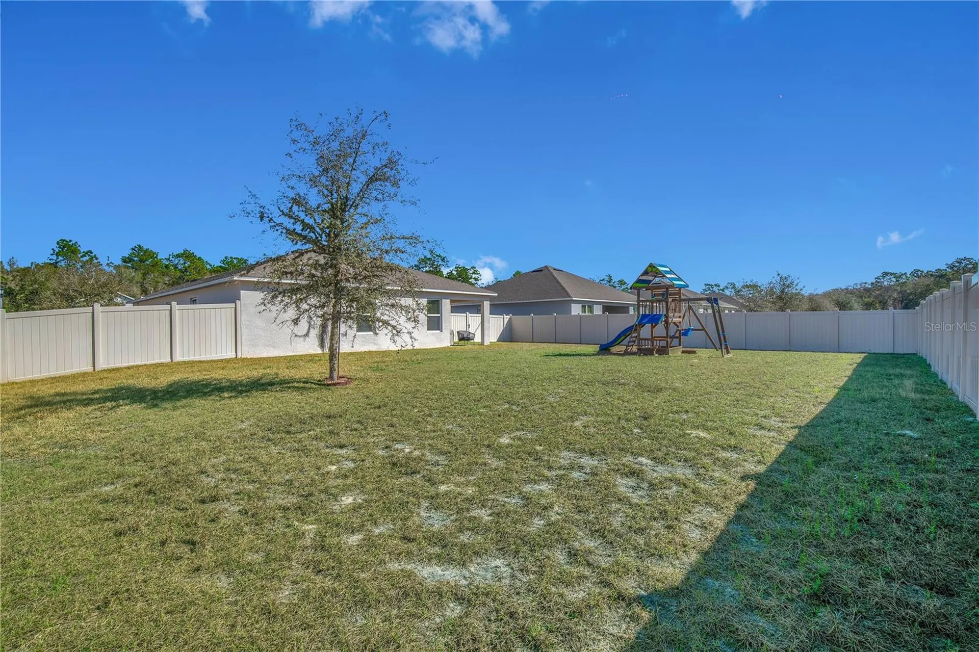 332 Nowell Loop Deland FL 32724
