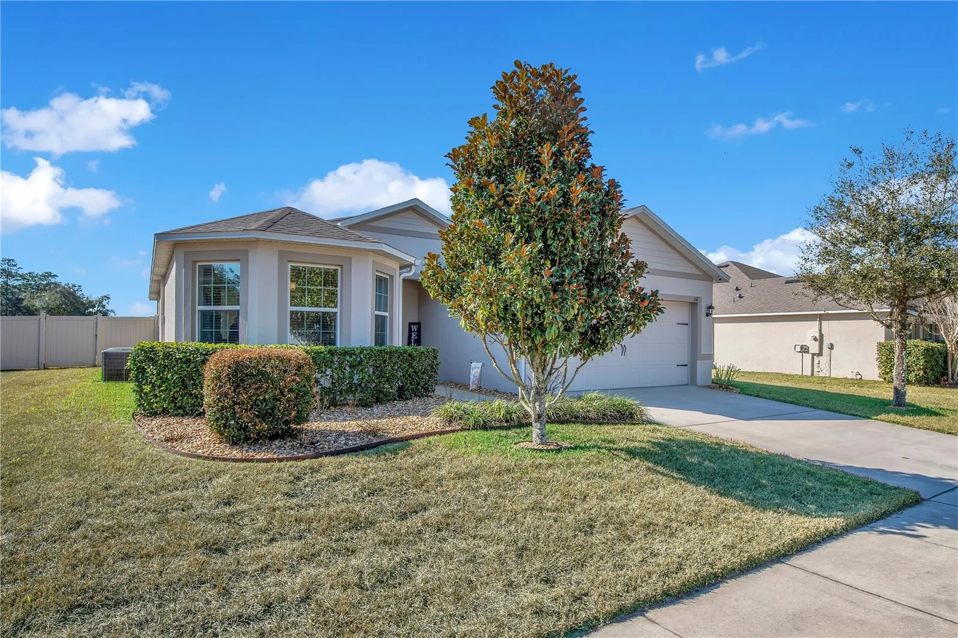 332 Nowell Loop Deland FL 32724