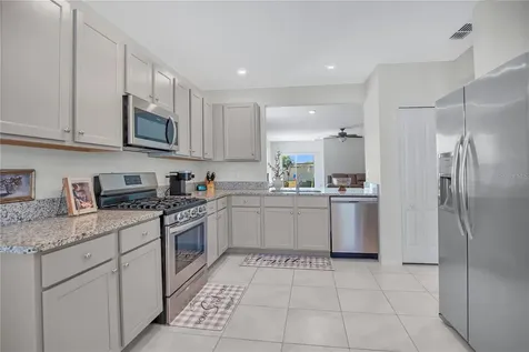 332 Nowell Loop Deland FL 32724