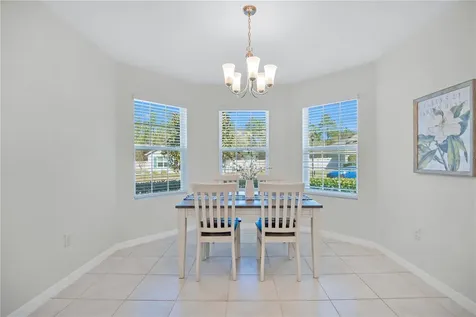 332 Nowell Loop Deland FL 32724