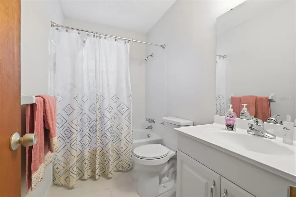 151 N Hill Avenue Deland FL 32724