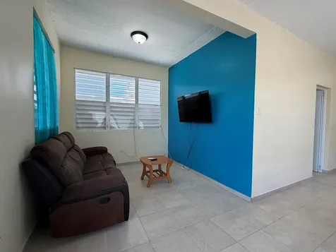 10 (70) Doctor. Vidal St. (pr-3) Punta Santiago PR 00741