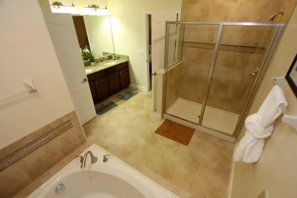 1524 Moon Valley Drive Davenport FL 33896