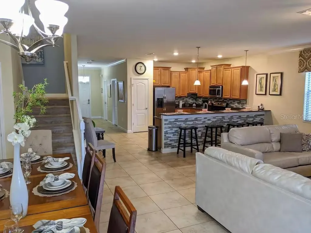1524 Moon Valley Drive Davenport FL 33896