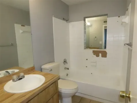 6666 56th Avenue N St Petersburg FL 33709