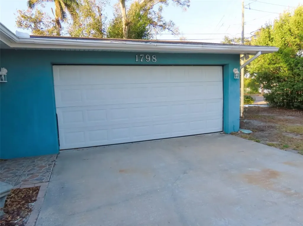 1798 Faulds Road N Clearwater FL 33756