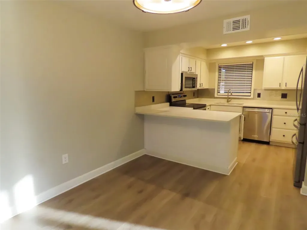1798 Faulds Road N Clearwater FL 33756