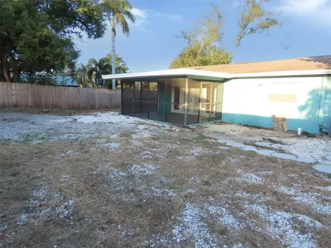 1798 Faulds Road N Clearwater FL 33756
