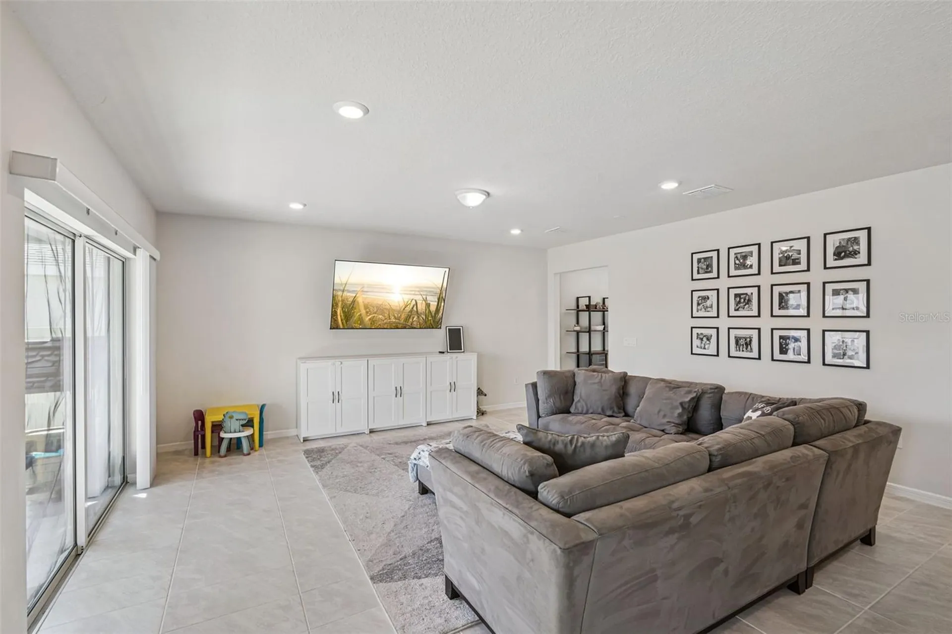 2210 Lovely Lane Davenport FL 33896