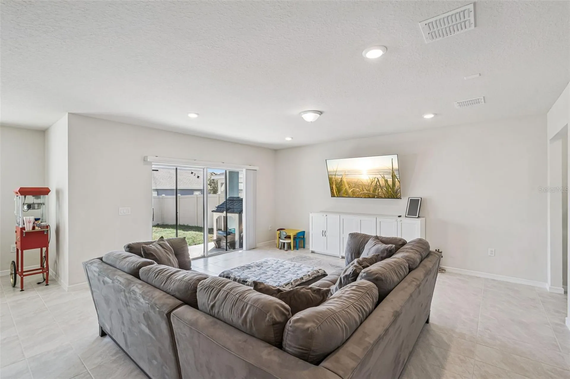 2210 Lovely Lane Davenport FL 33896