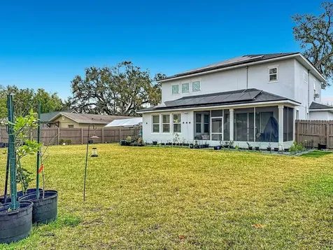 2720 S Shine Avenue Orlando FL 32806