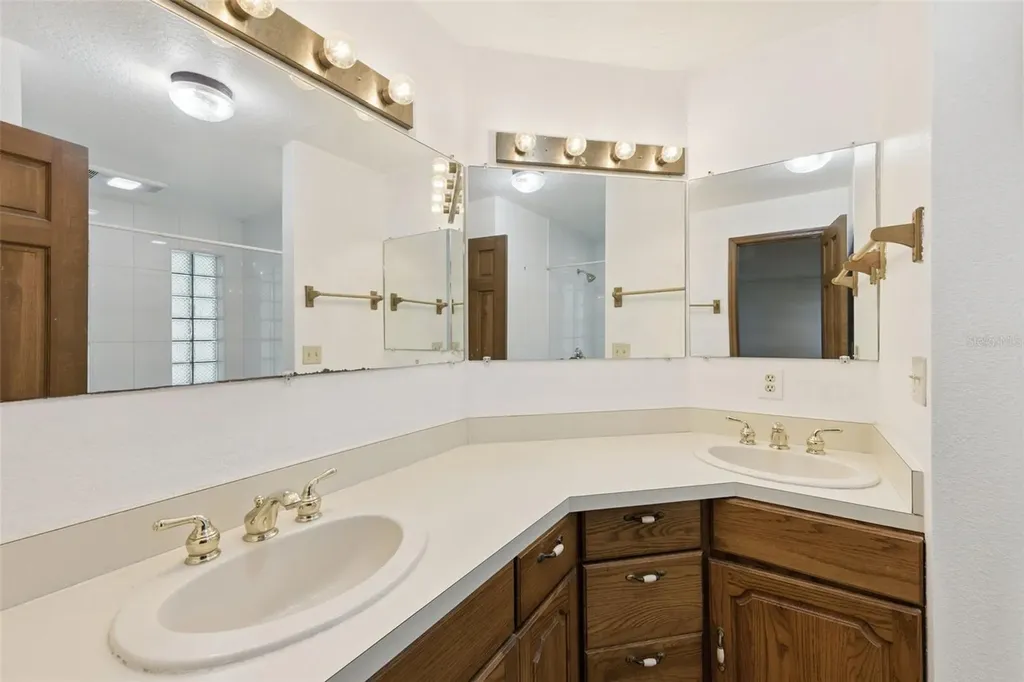 539 Tabatha Drive Osteen FL 32764
