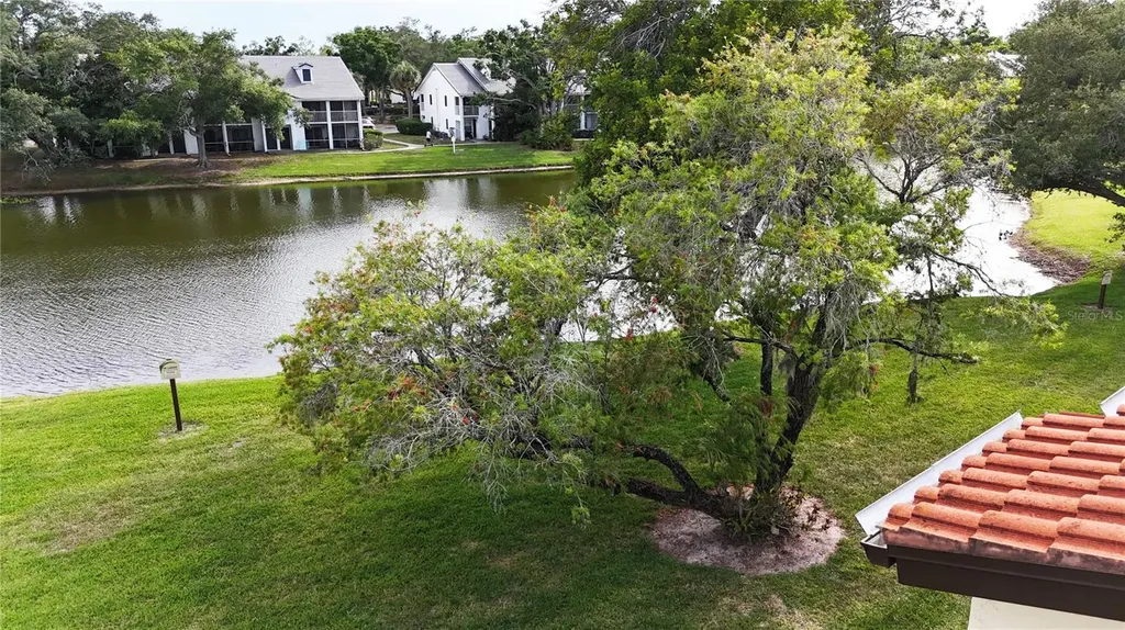 5654 Gardens Drive Sarasota FL 34243