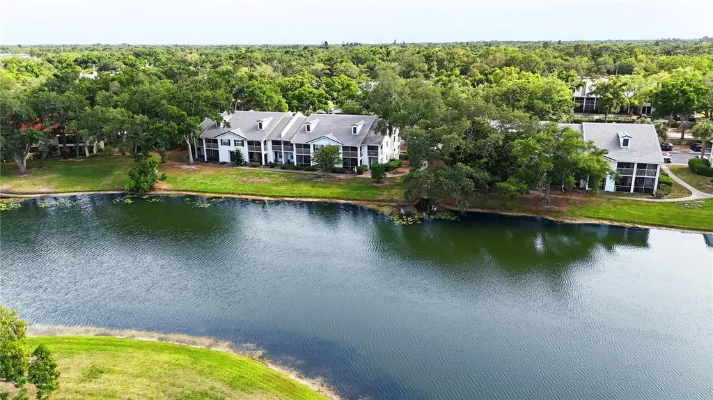 5654 Gardens Drive Sarasota FL 34243