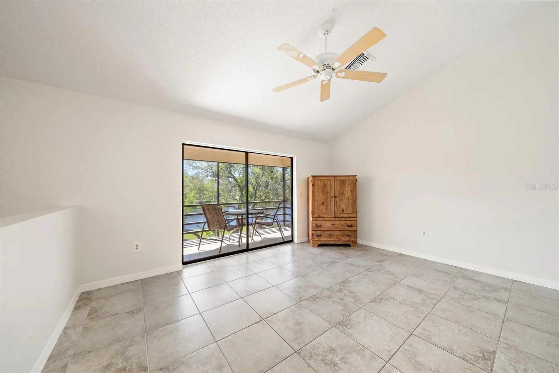 5654 Gardens Drive Sarasota FL 34243