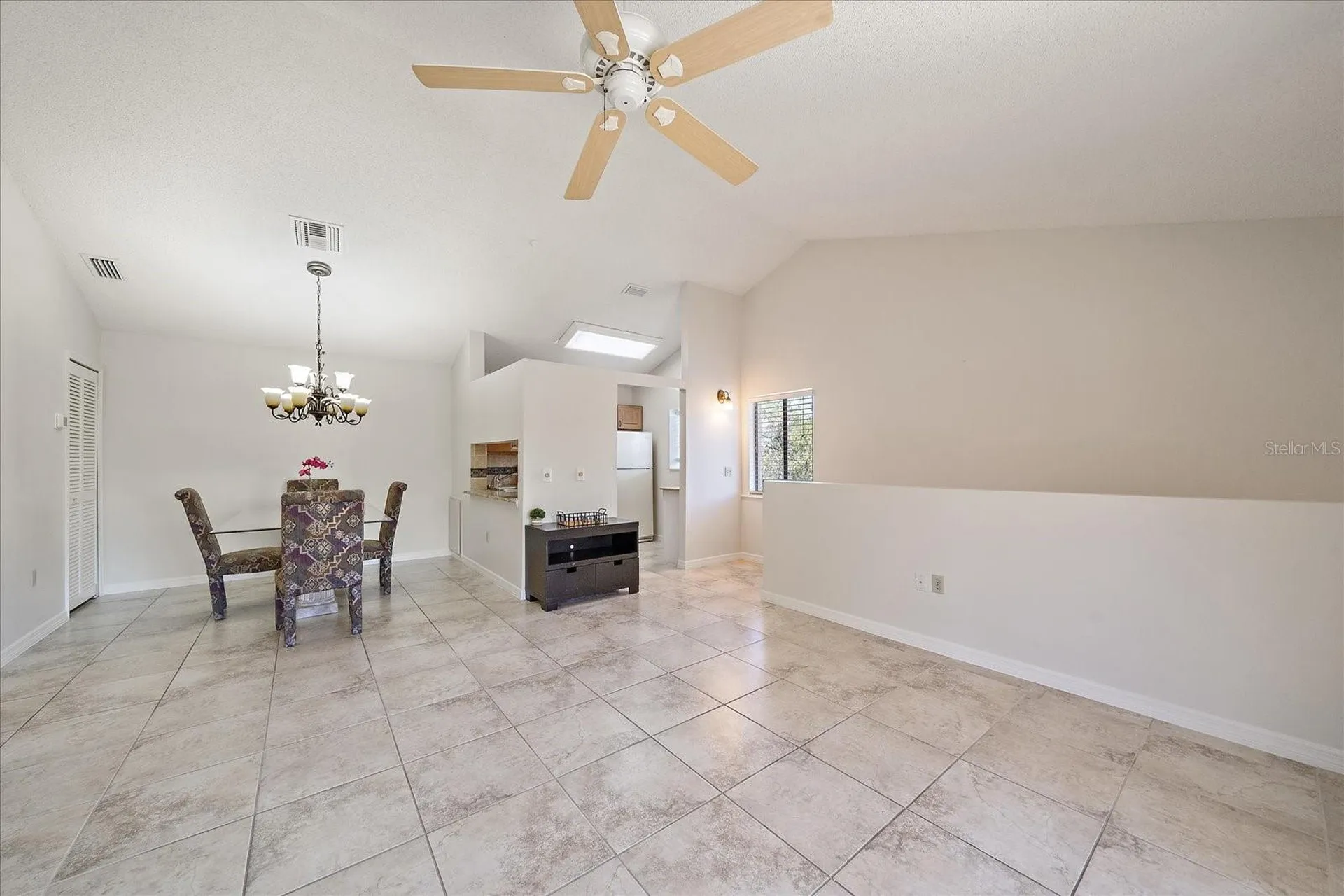 5654 Gardens Drive Sarasota FL 34243
