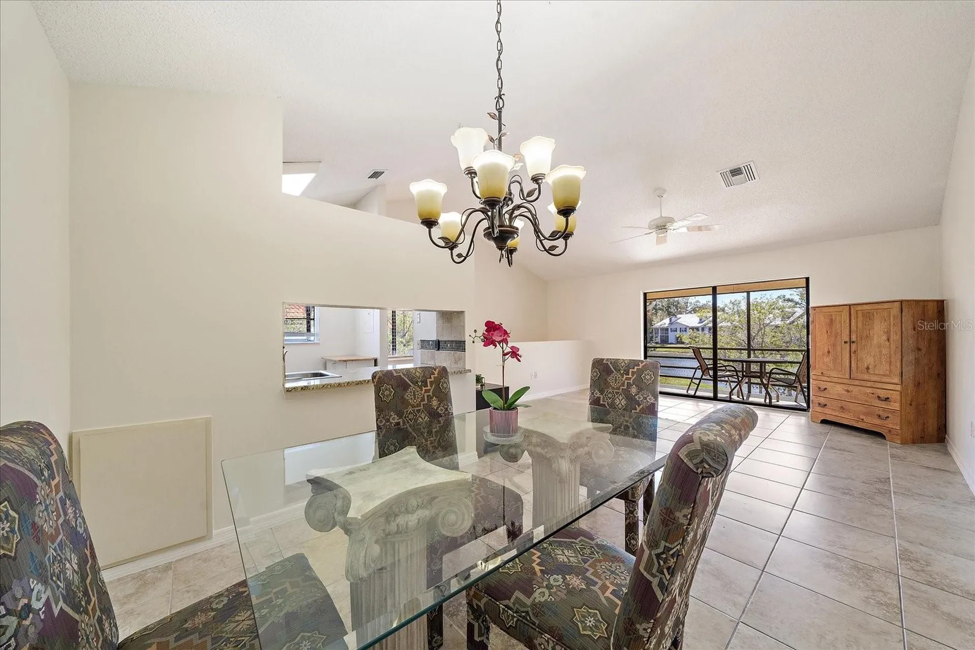 5654 Gardens Drive Sarasota FL 34243