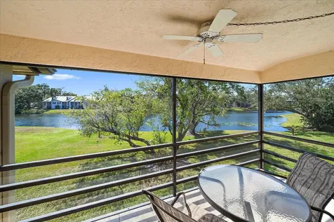 5654 Gardens Drive Sarasota FL 34243