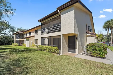 5654 Gardens Drive Sarasota FL 34243