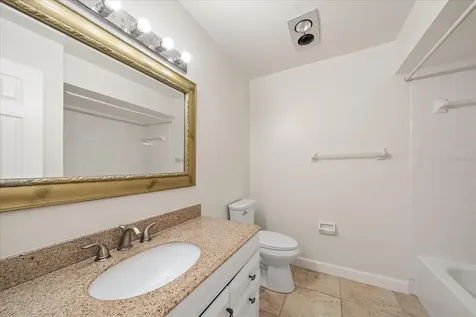 5654 Gardens Drive Sarasota FL 34243