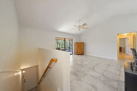 5654 Gardens Drive Sarasota FL 34243
