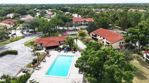 5654 Gardens Drive Sarasota FL 34243