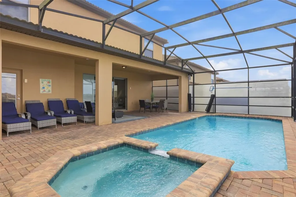 1876 Nice Court Kissimmee FL 34747