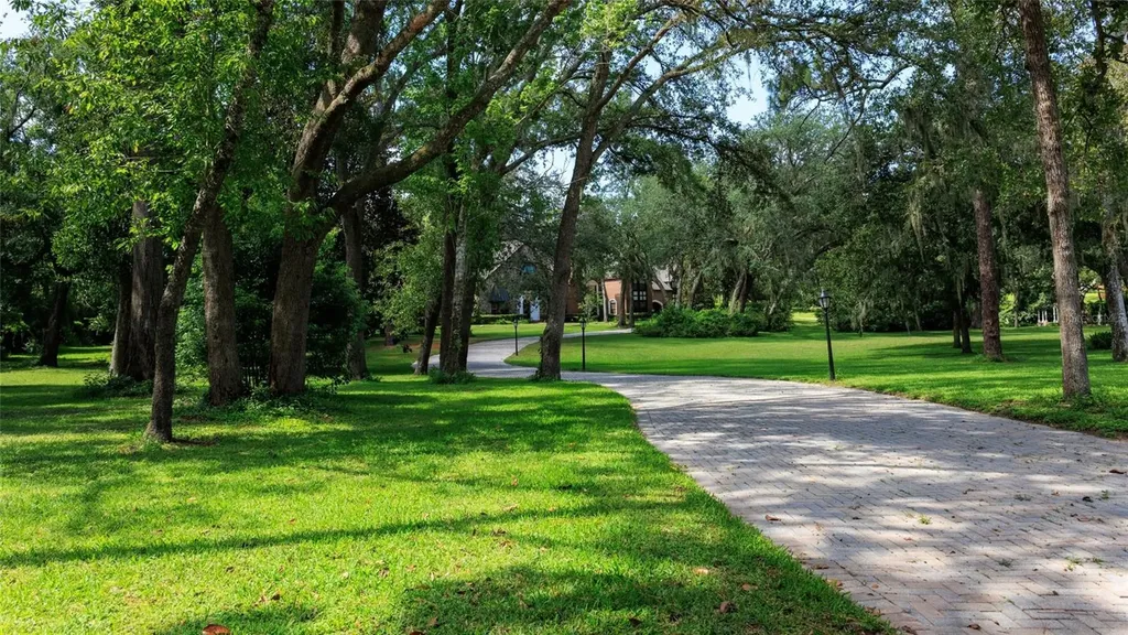 810 Sweetwater Club Boulevard Longwood FL 32779