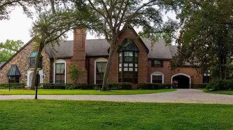 810 Sweetwater Club Boulevard Longwood FL 32779