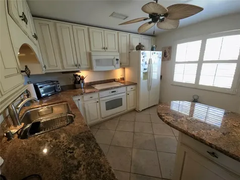 3502 57th Ave Cir W Bradenton FL 34210