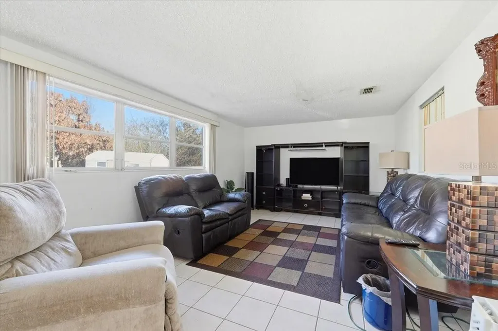 111 Sunset Drive E Winter Haven FL 33881